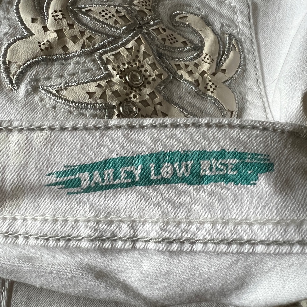 Hydraulic white denim - Picture 8 of 8